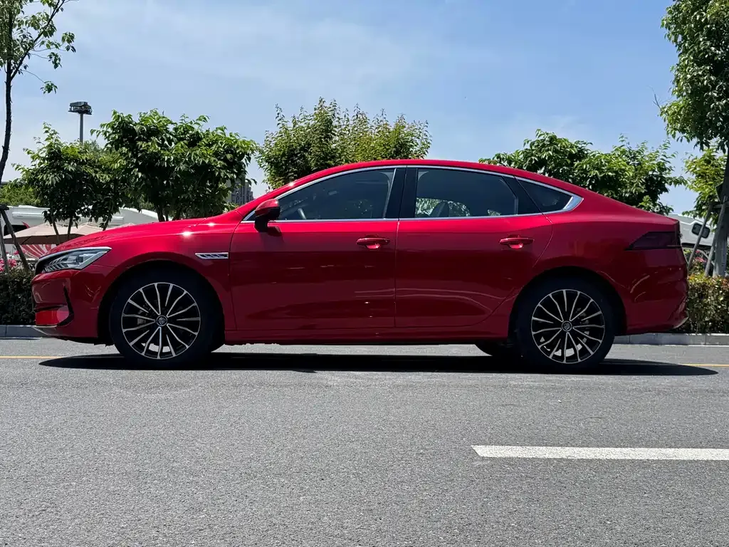 BYD Qin PLUS — фото 10