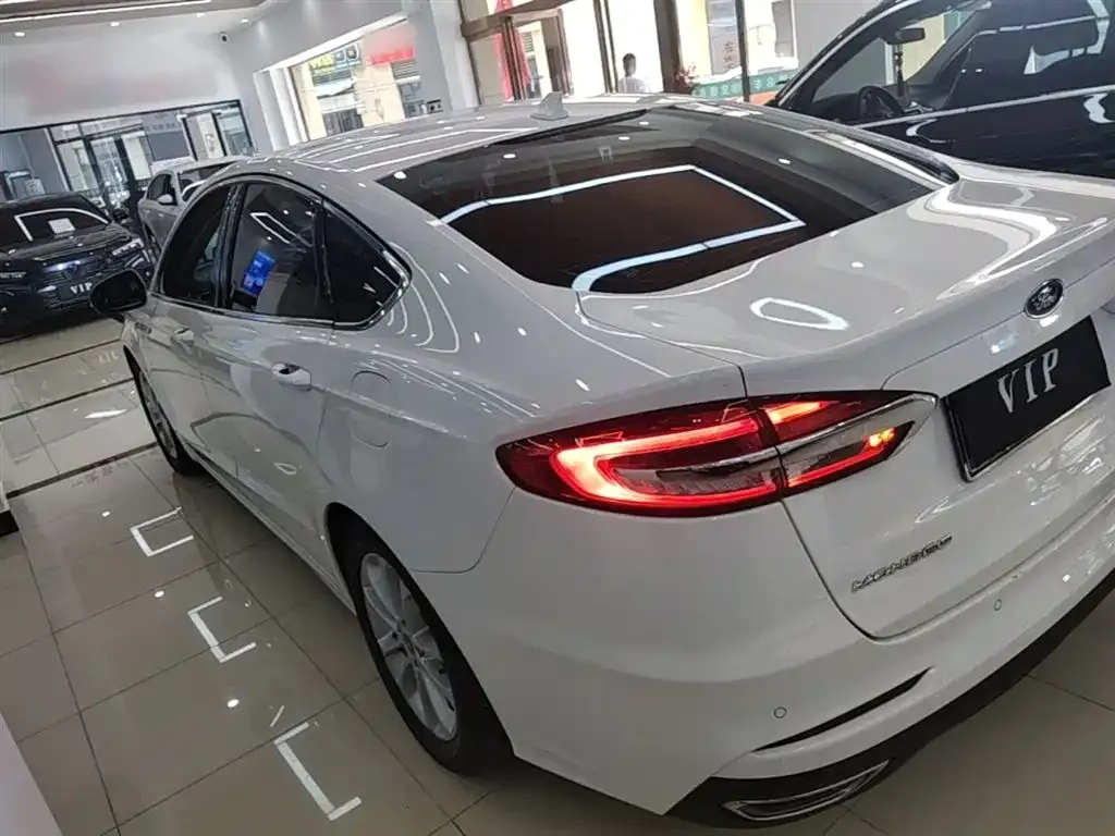 Ford Mondeo 2021 из CN, фото 8