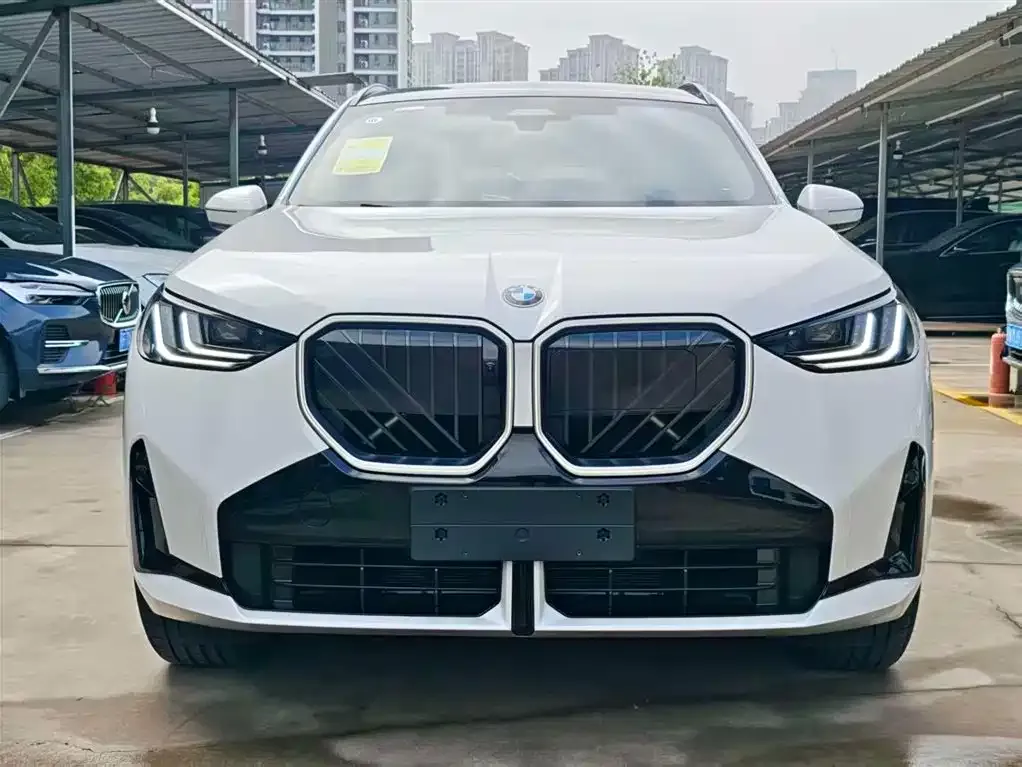 BMW X3 — фото 9