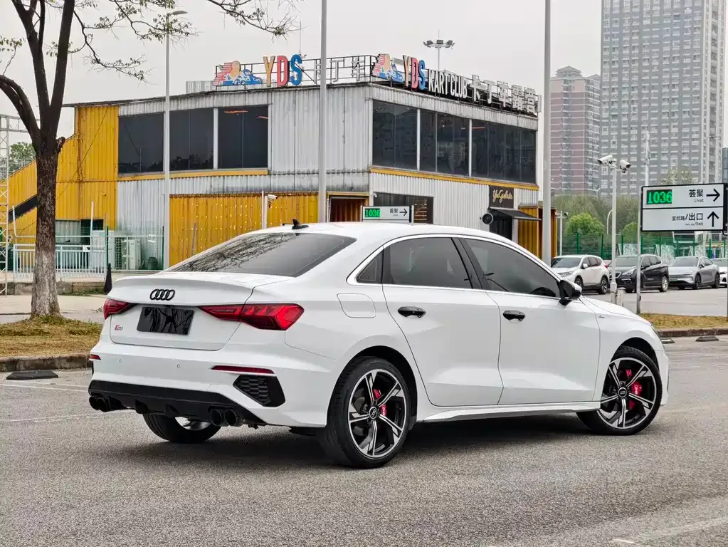 Audi A3 — фото 7