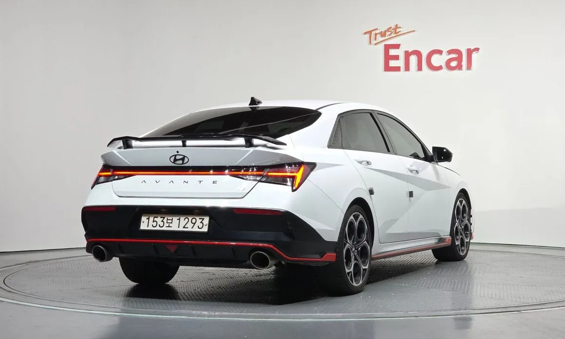Hyundai AVANTE — фото 3