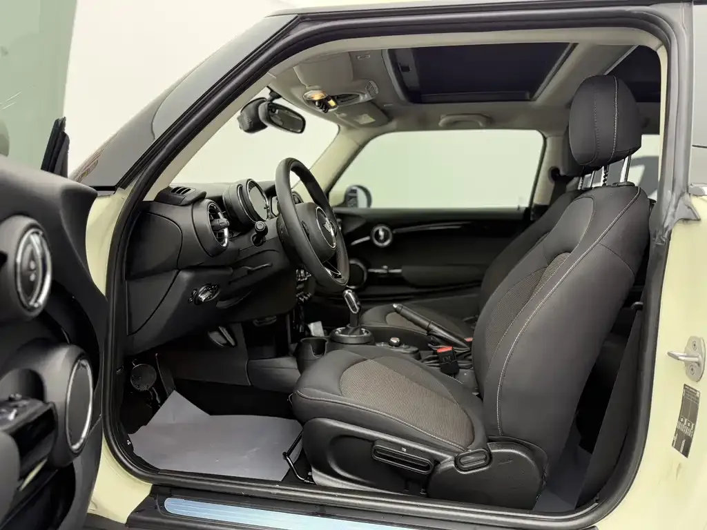 MINI Cooper (3-door) 2021 из CN, фото 9