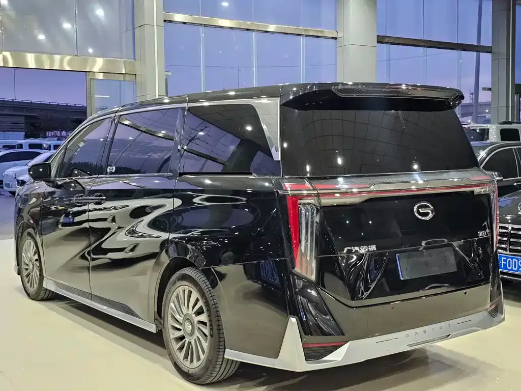 GAC Motor Trumpchi M8 — фото 8