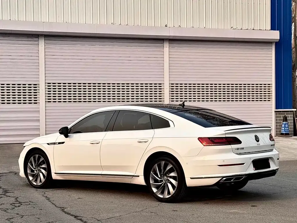 Volkswagen CC — фото 3
