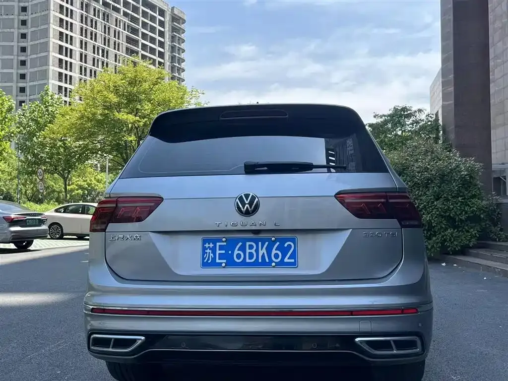 Volkswagen Tiguan L — фото 3