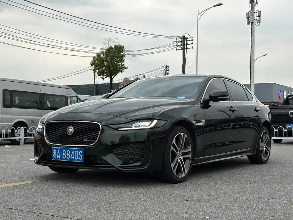 Jaguar XEL — фото 1