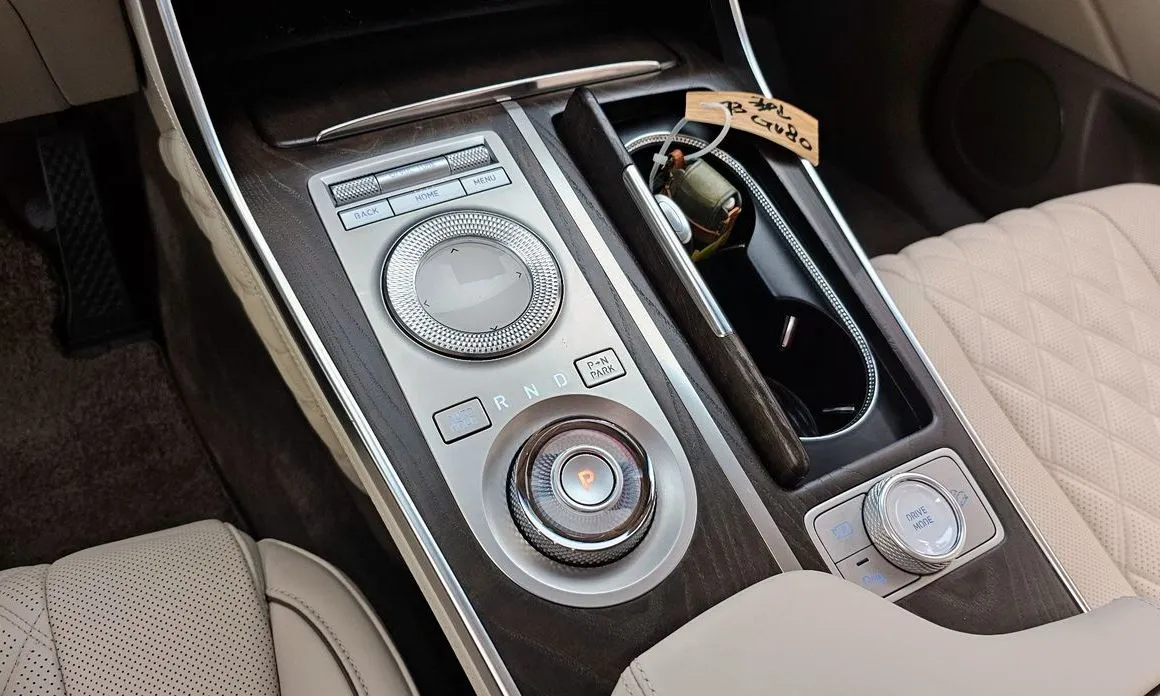 Genesis GV80 — фото 10