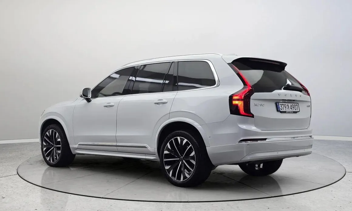 Volvo XC90 — фото 4