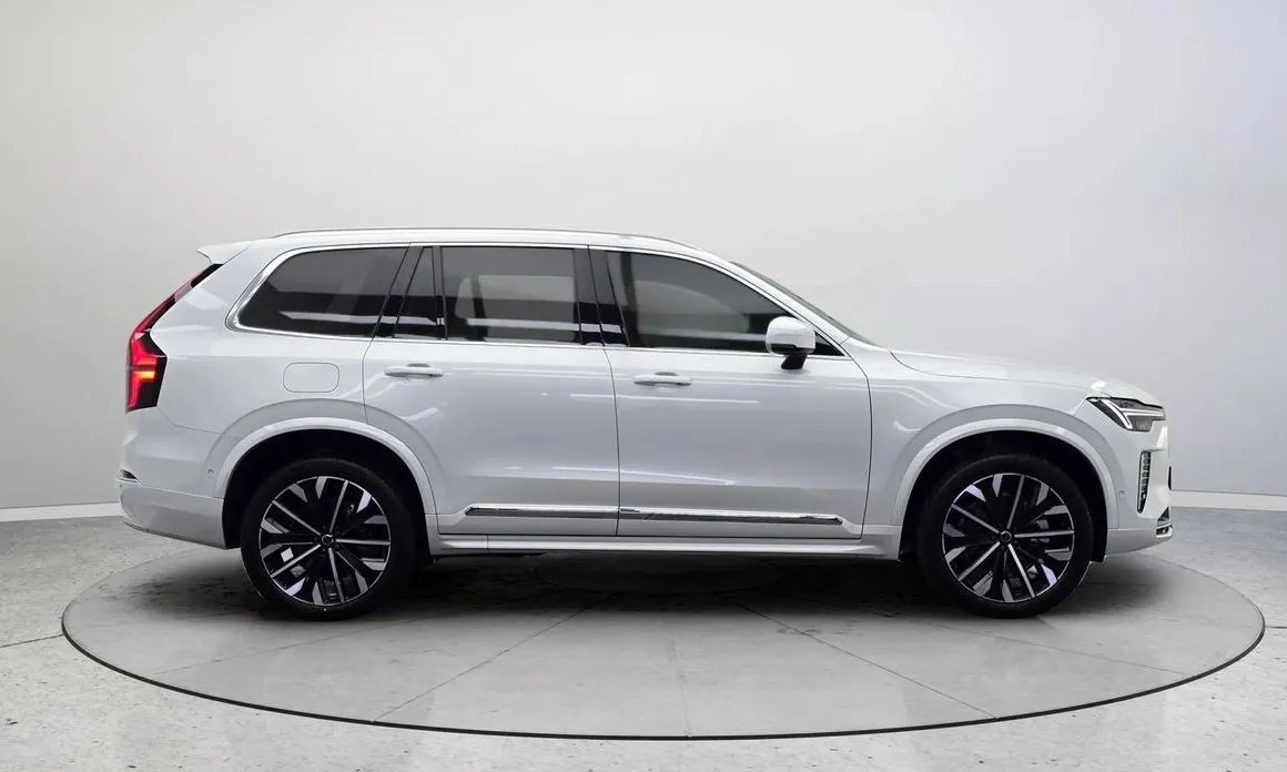 Volvo XC90 — фото 3