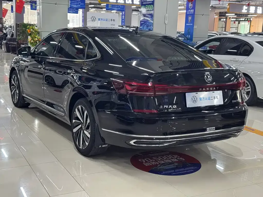 Volkswagen Passat — фото 3
