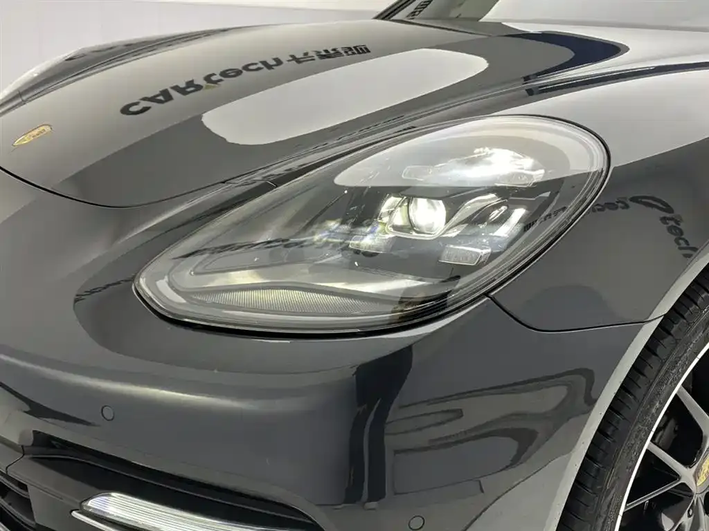 Porsche Panamera — фото 10