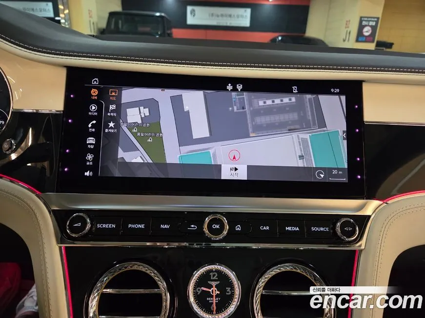 Bentley Continental 2023 из KR, фото 8