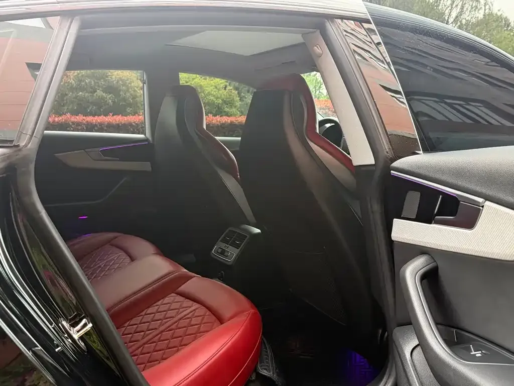 Audi A5 (Import) 2021 из CN, фото 3