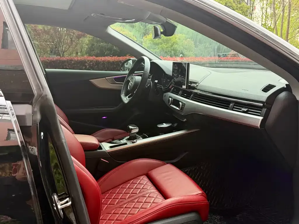 Audi A5 (Import) 2021 из CN, фото 2