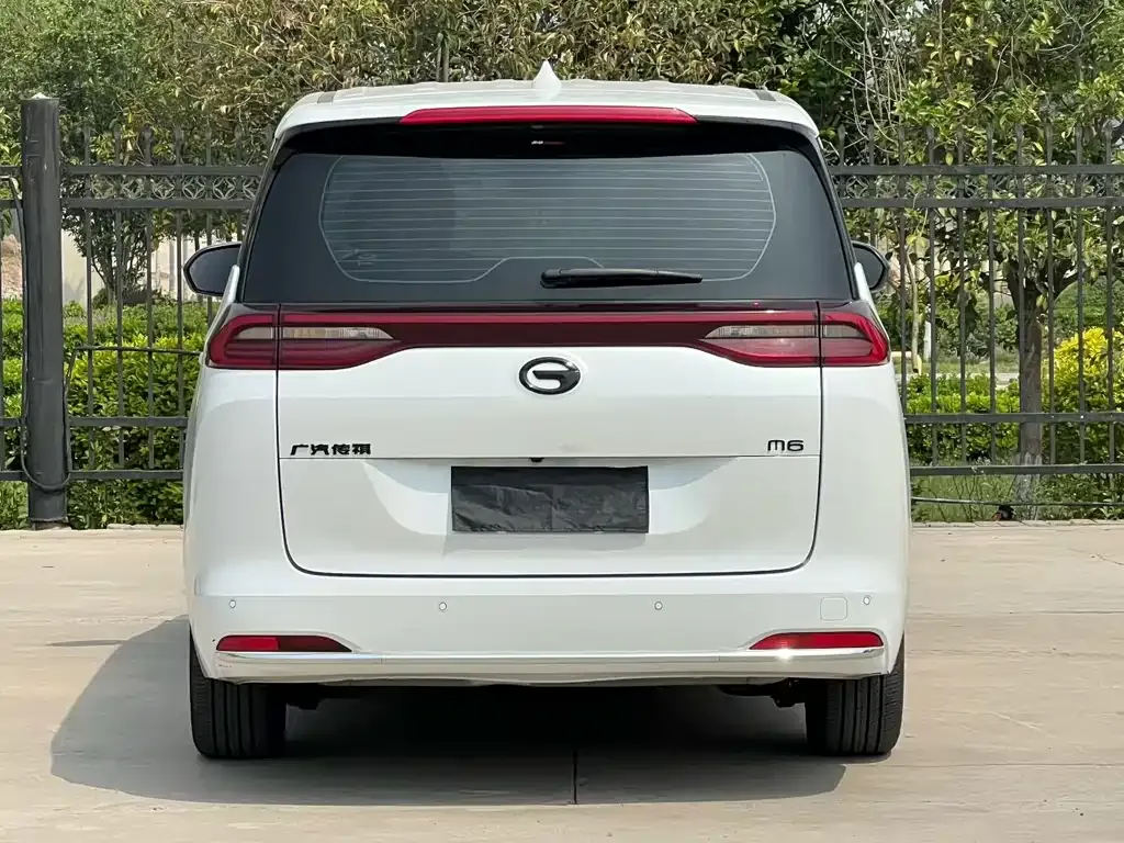 GAC Motor Trumpchi M6 — фото 7
