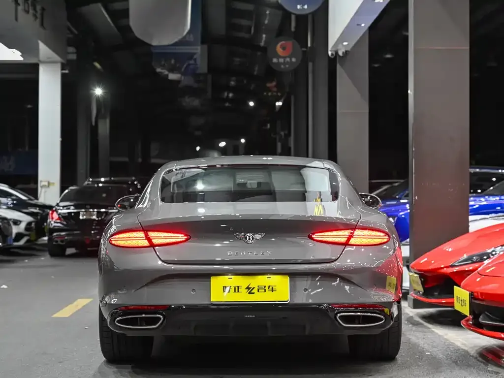 Bentley Continental PHEV 2026 из CN, фото 8
