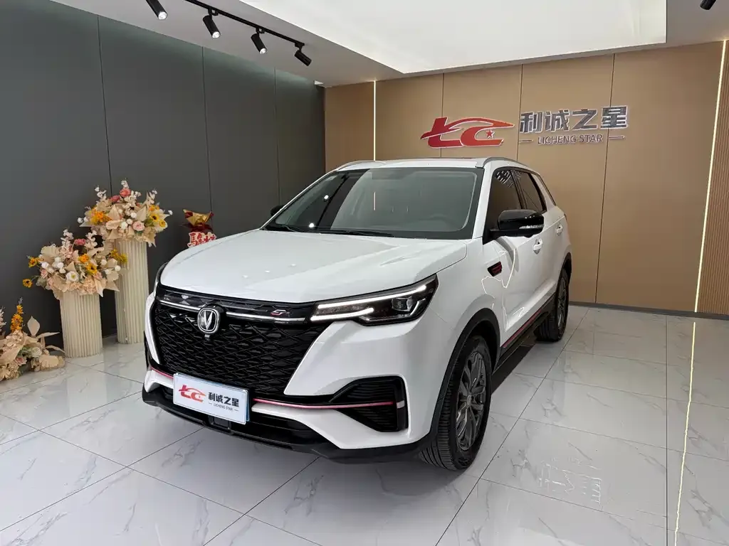 Changan CS55PLUS — фото 1