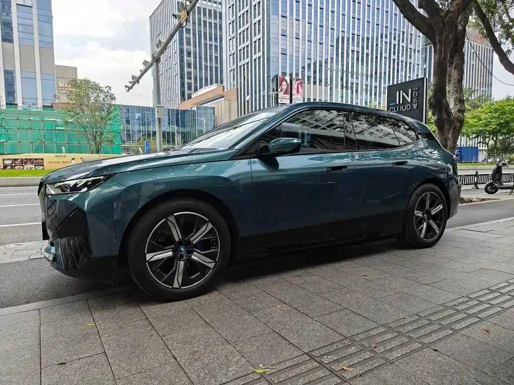 BMW iX 2023 из CN, фото 9