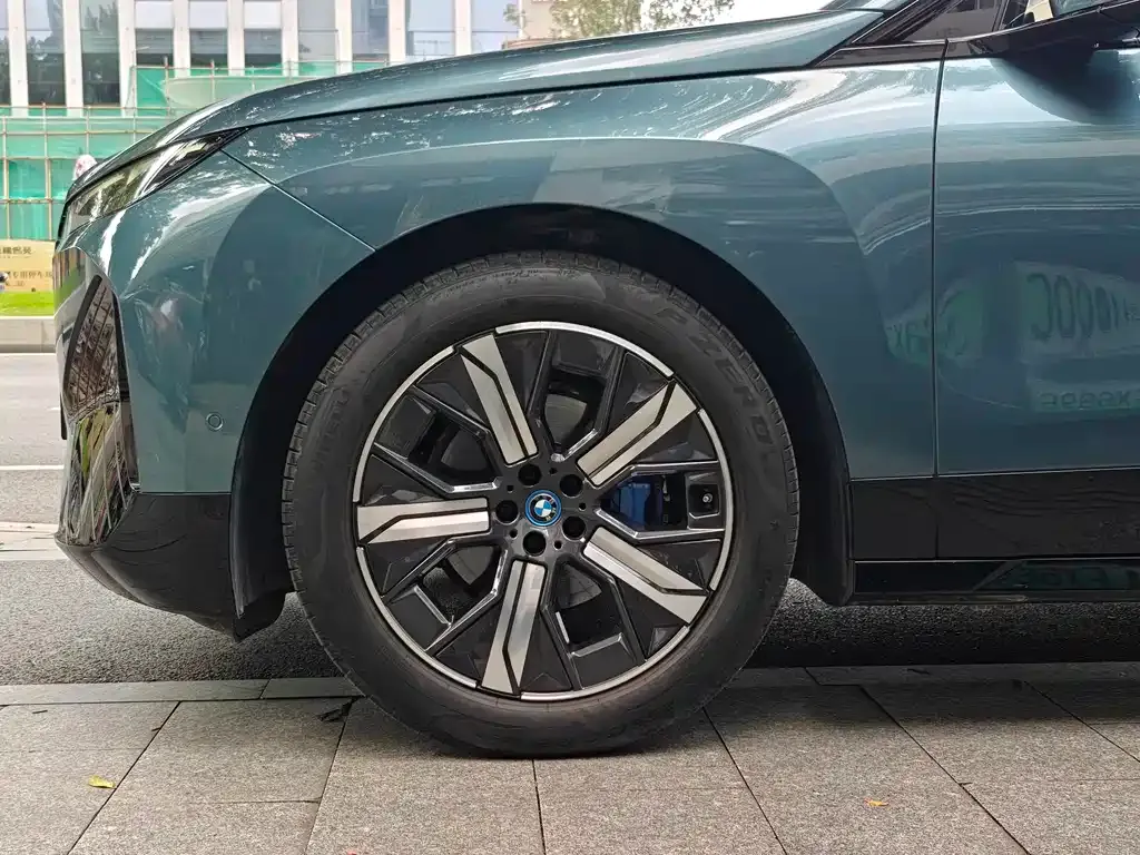 BMW iX 2023 из CN, фото 7
