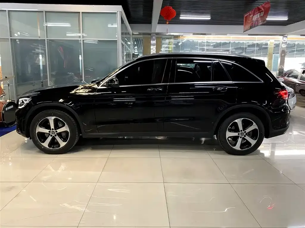 Mercedes-Benz GLC — фото 10
