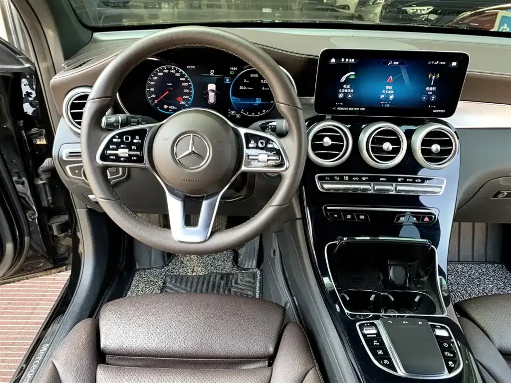 Mercedes-Benz GLC — фото 9
