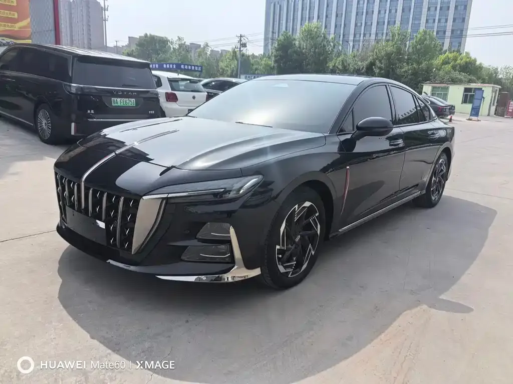 Hongqi H6 — фото 1