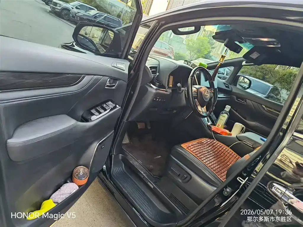Lexus LM 2022 из CN, фото 5