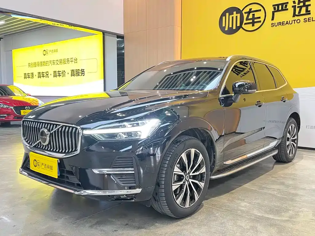 Volvo XC60 2022 из CN, фото 1