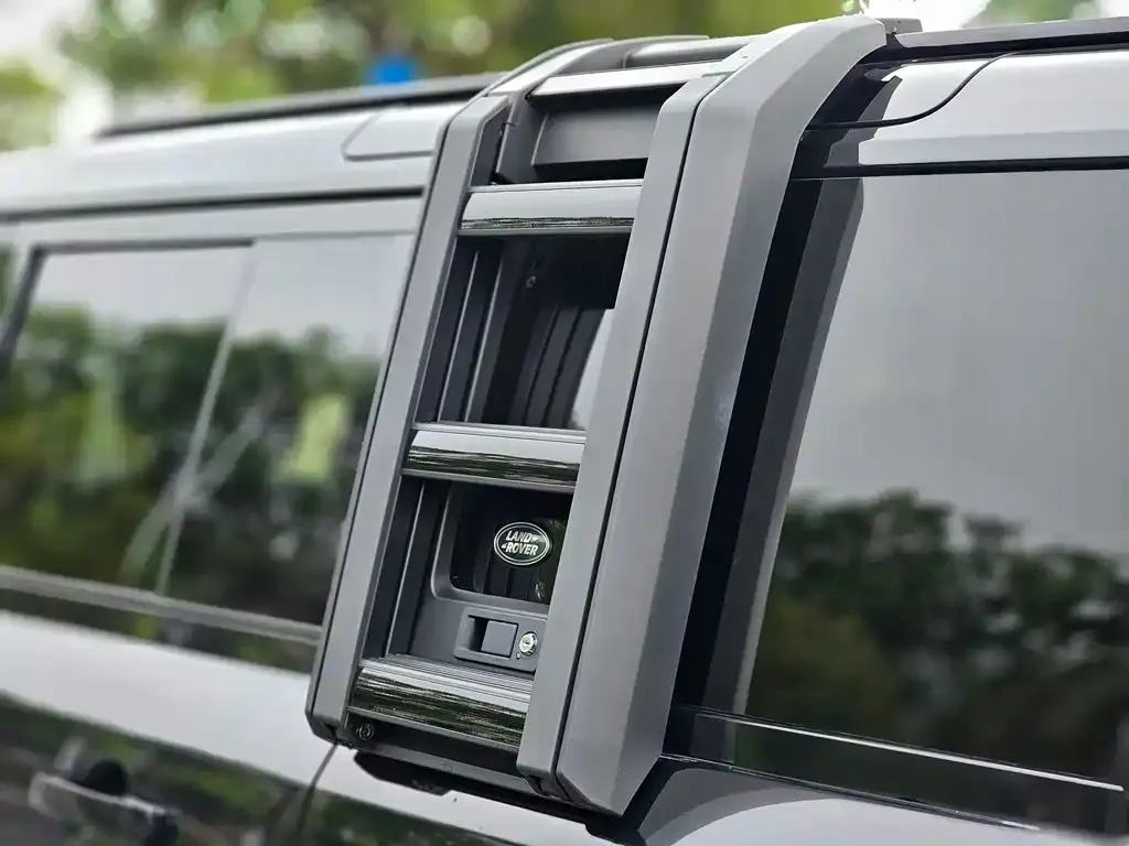 Land Rover Defender — фото 4
