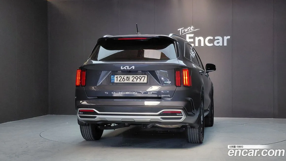 Kia Sorento — фото 5