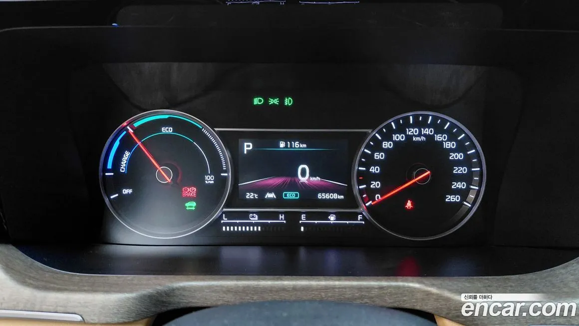 Kia Sorento — фото 3