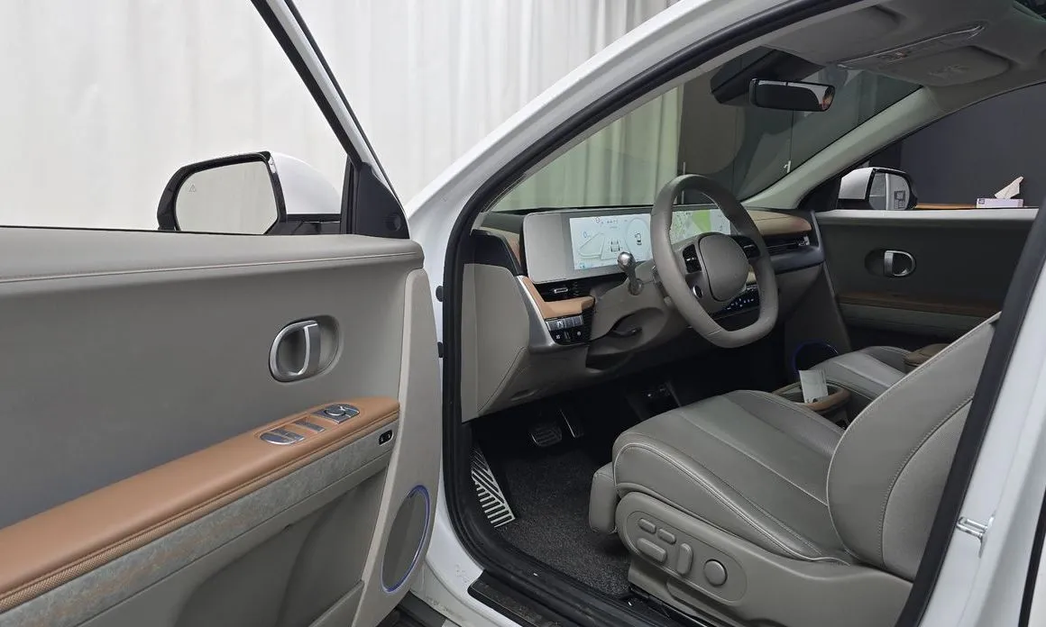 Hyundai Ioniq5 — фото 2