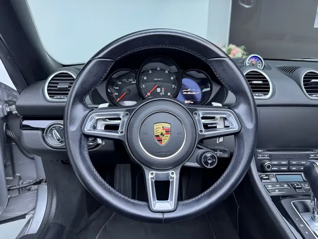 Porsche 718 — фото 10