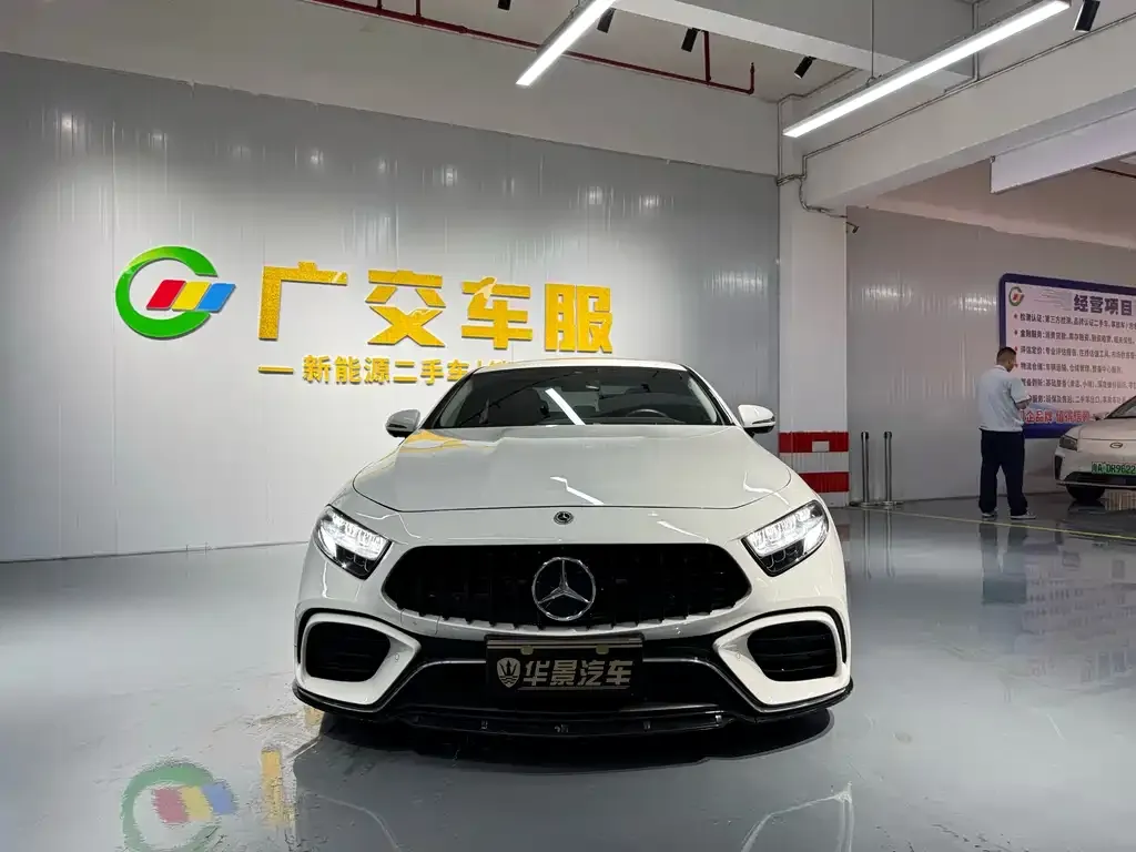 Mercedes-Benz CLS — фото 3