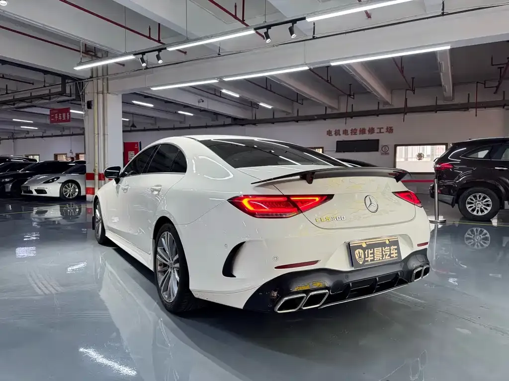 Mercedes-Benz CLS — фото 10