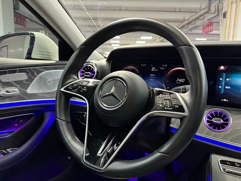 Mercedes-Benz CLS — фото 9