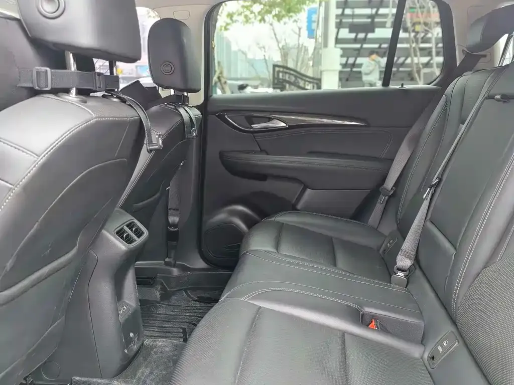 Buick Envision Plus — фото 3