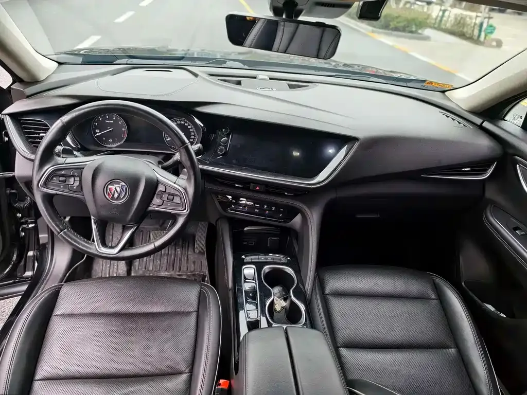 Buick Envision Plus — фото 4