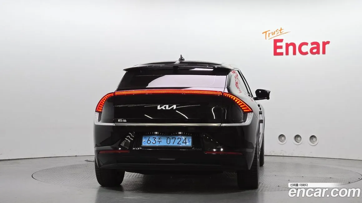 Kia EV6 2023 из KR, фото 3