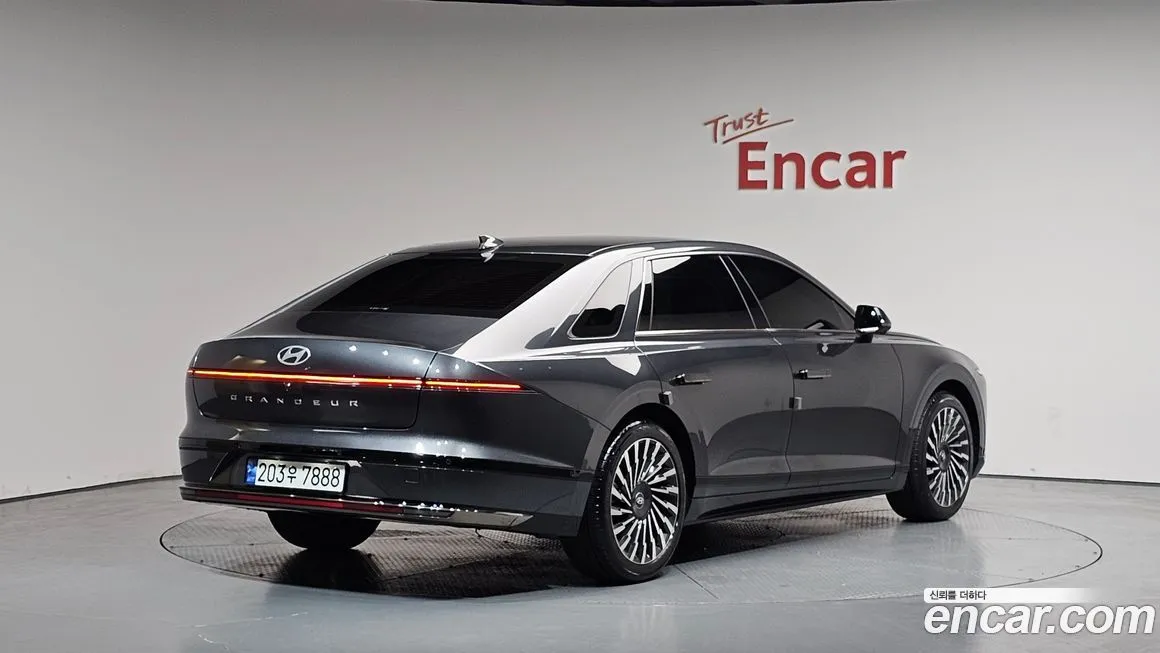 Hyundai Grandeur 2023 из KR, фото 6