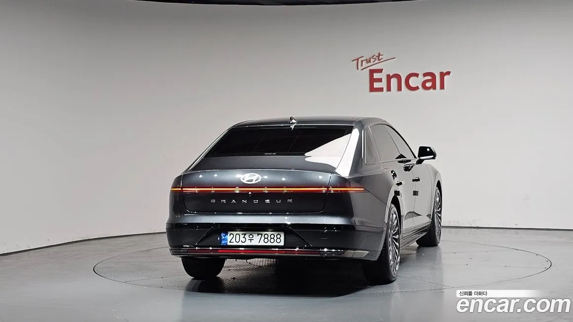 Hyundai Grandeur 2023 из KR, фото 2
