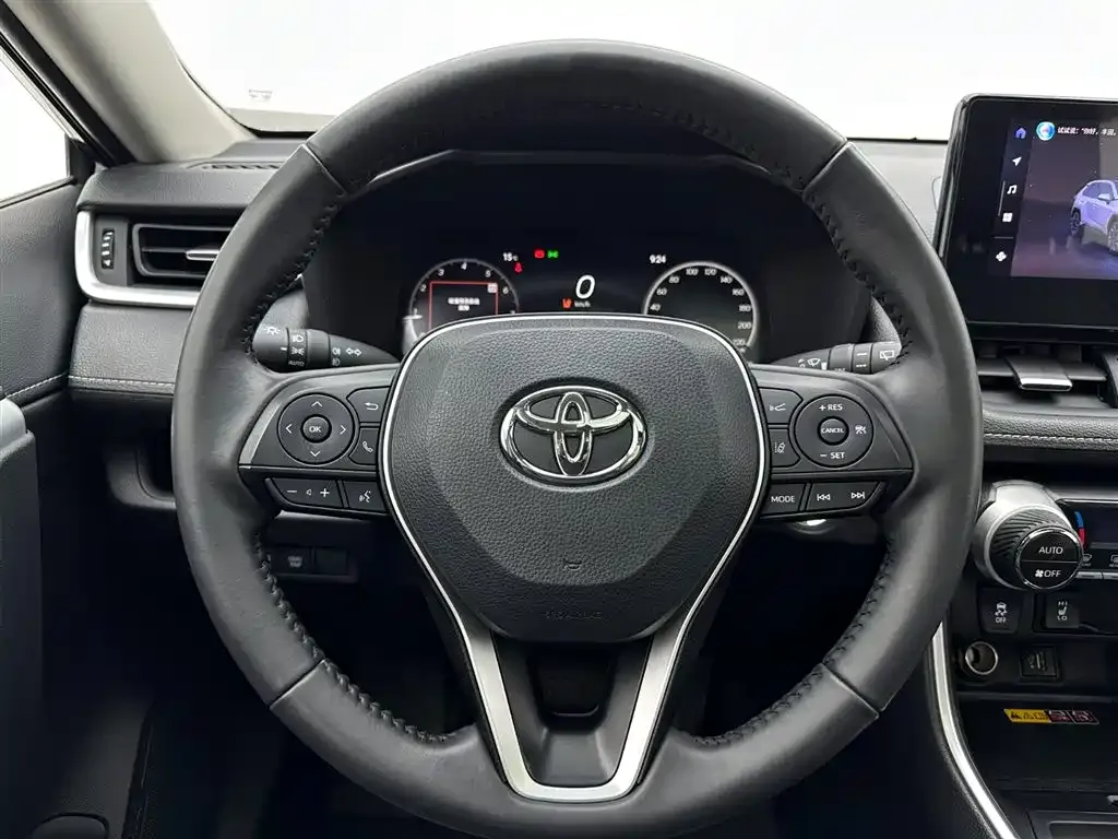 Toyota RAV4 2024 из CN, фото 9