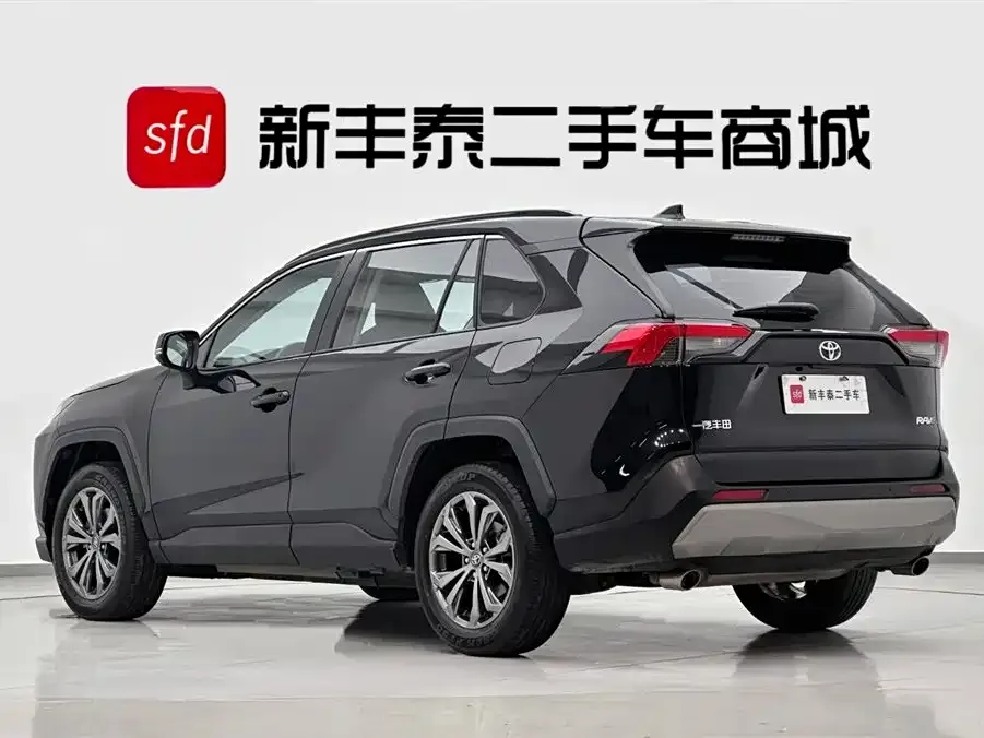 Toyota RAV4 2024 из CN, фото 4