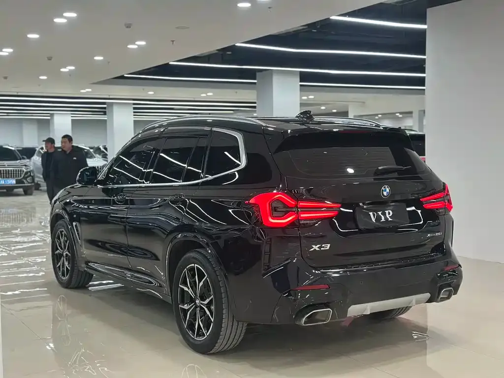 BMW X3 — фото 10