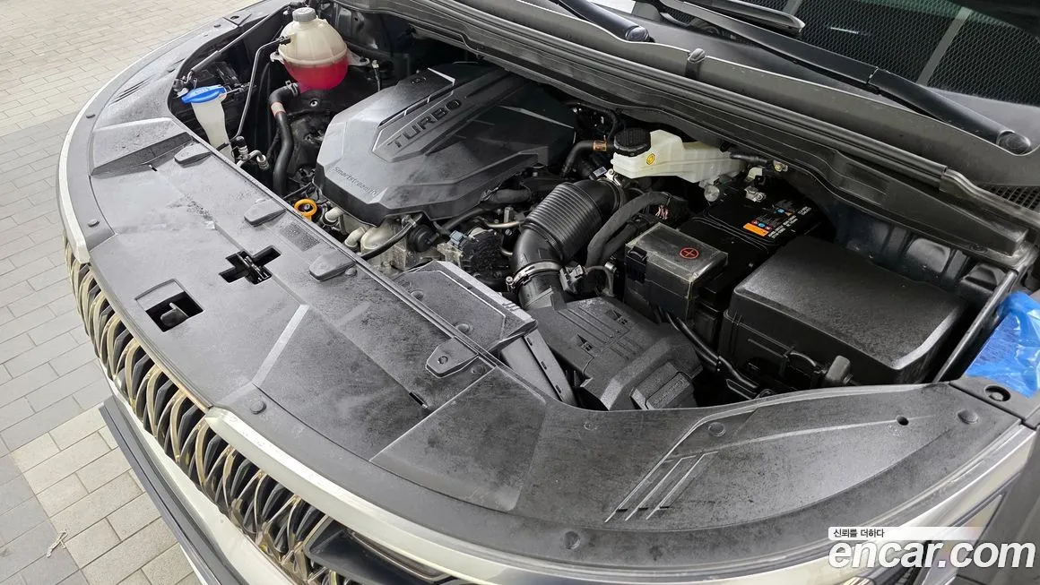 Kia Carnival — фото 10