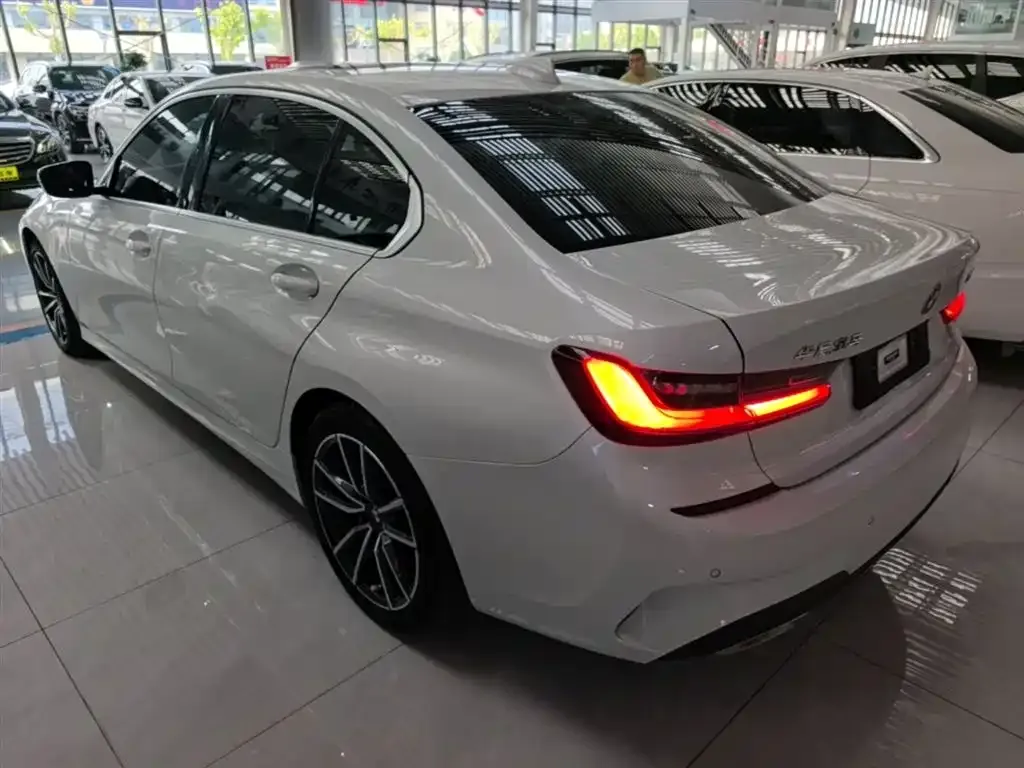 BMW 3 Series — фото 10