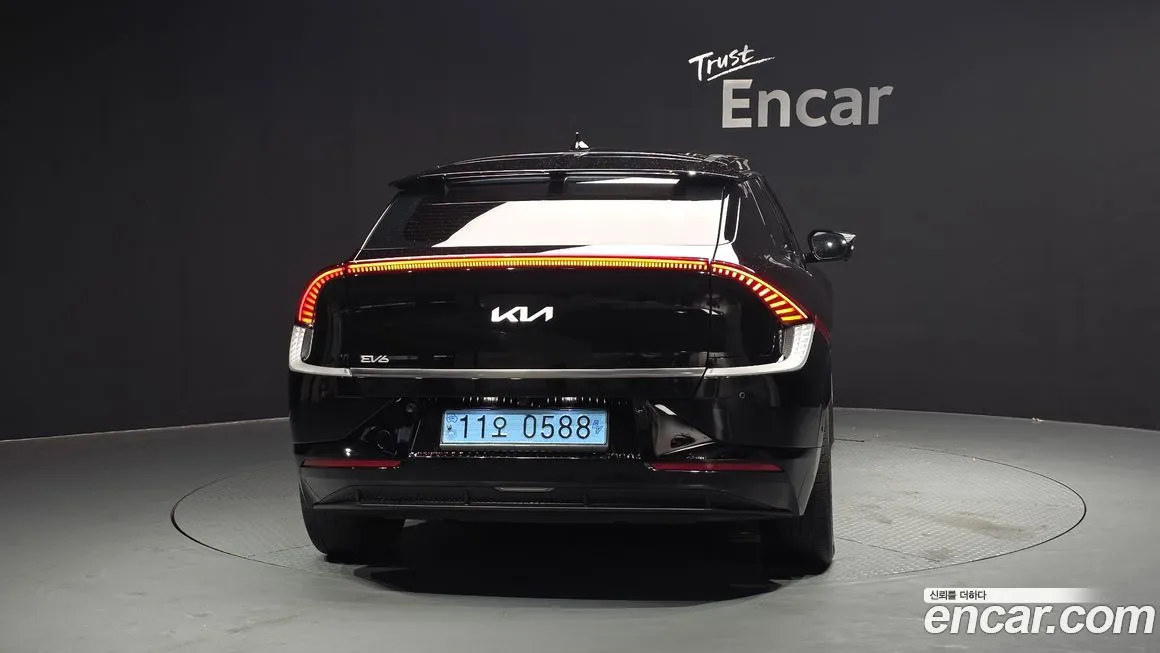 Kia EV6 2023 из KR, фото 3