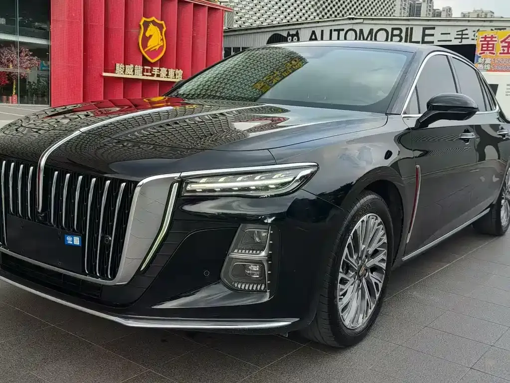 Hongqi H5 — фото 1