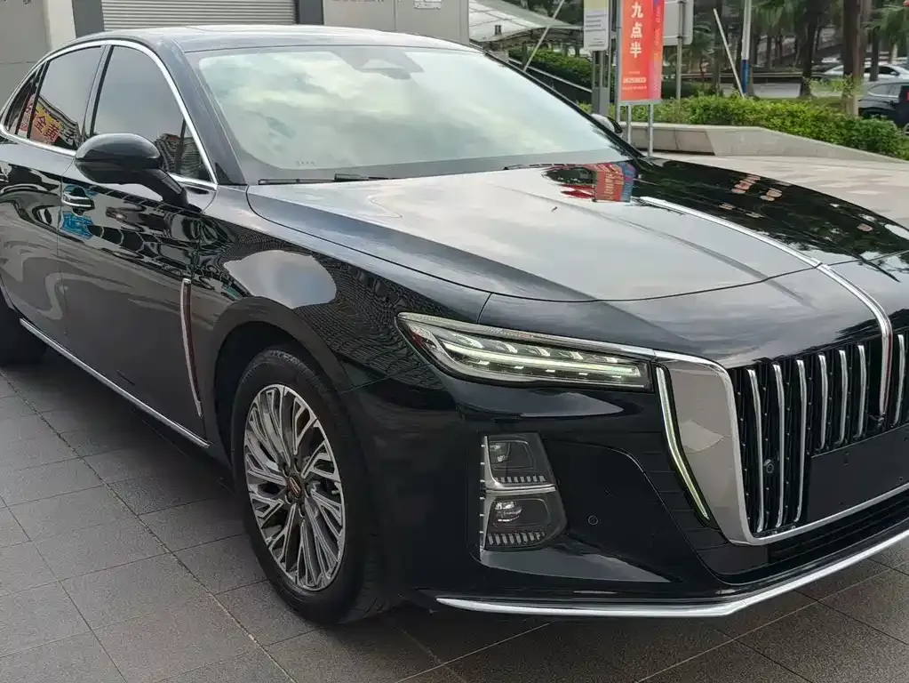Hongqi H5 — фото 10