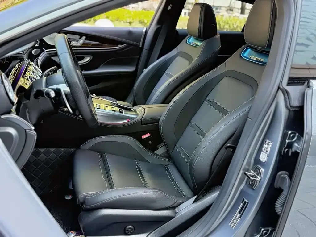 Mercedes-Benz AMG GT — фото 8